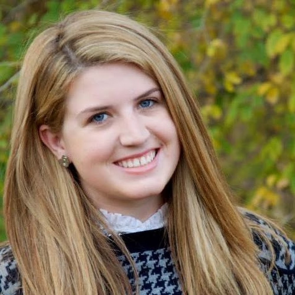 Meet your Posher, Alexandra